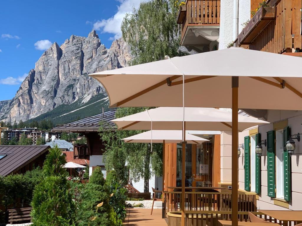 Hotel Serena Cortina Cortina dʼAmpezzo Esterno foto