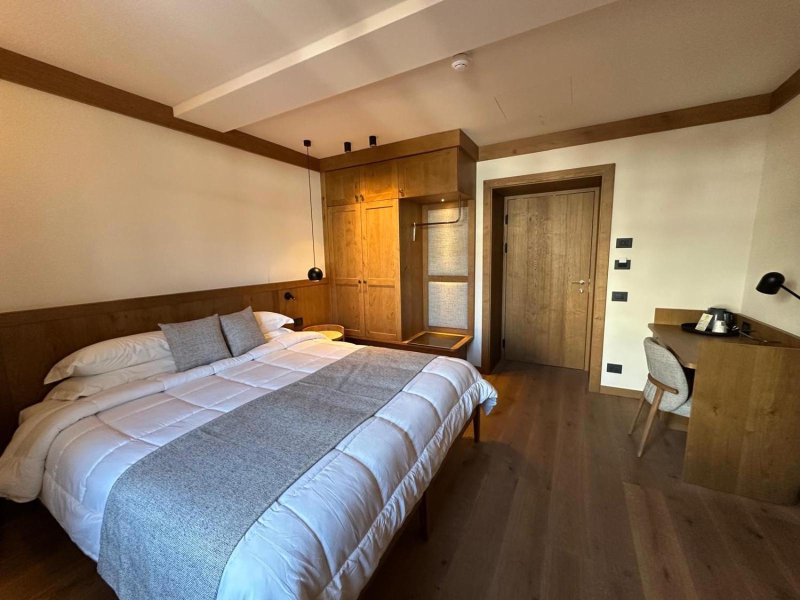 Hotel Serena Cortina Cortina dʼAmpezzo Esterno foto